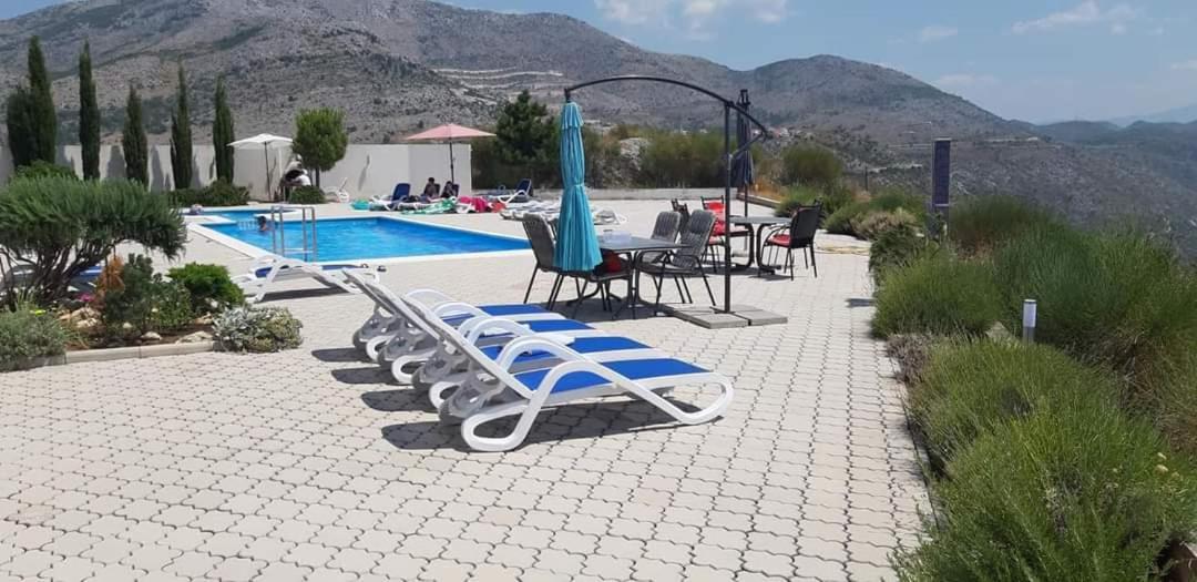 Apartment "The View" Near Dubrovnik Ivanica Esterno foto